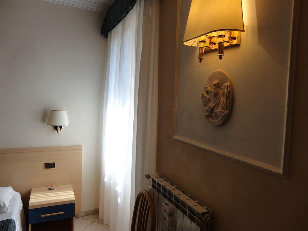Citta Eterna Guest House Rom Exteriör bild