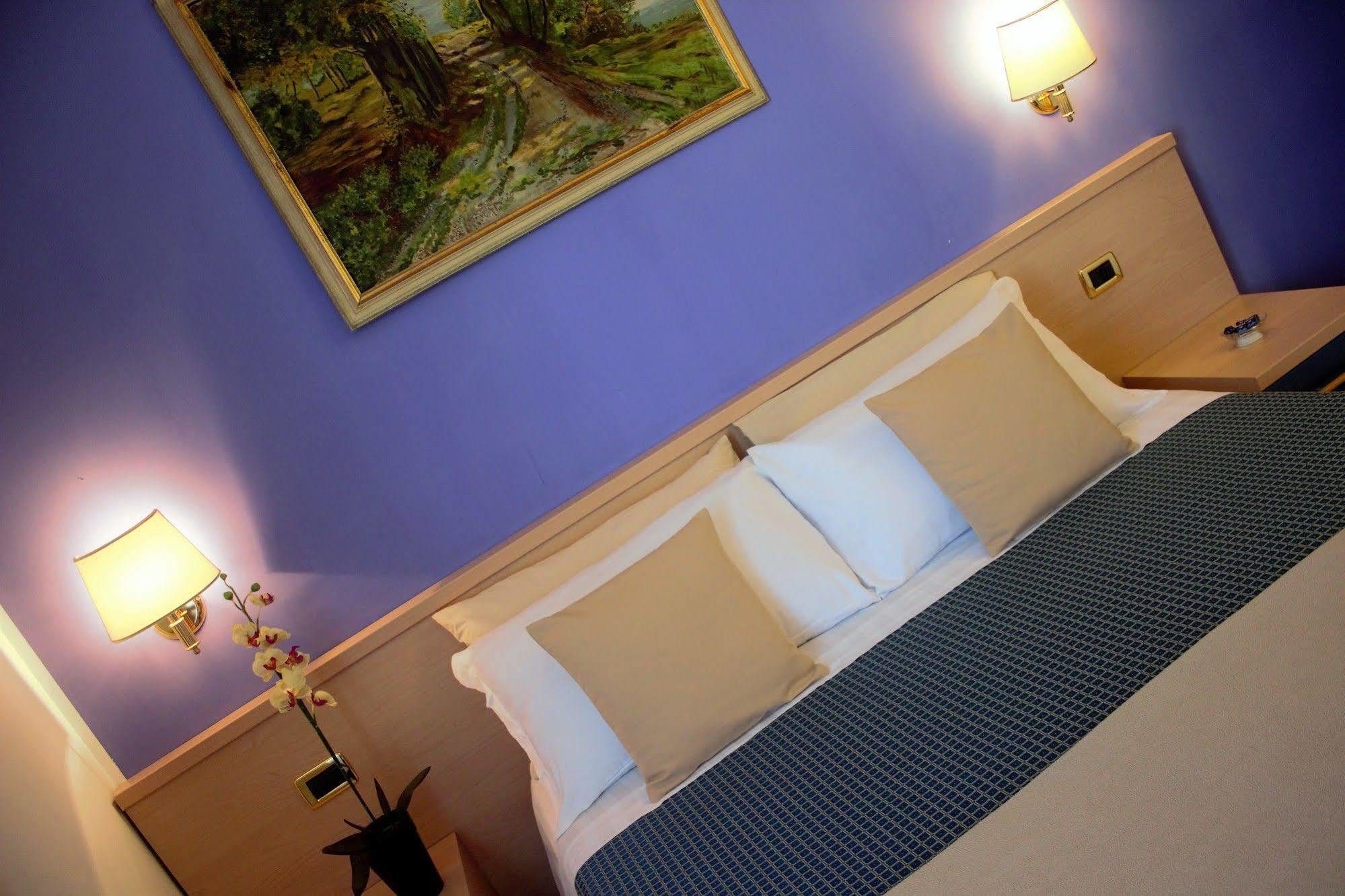 Citta Eterna Guest House Rom Exteriör bild